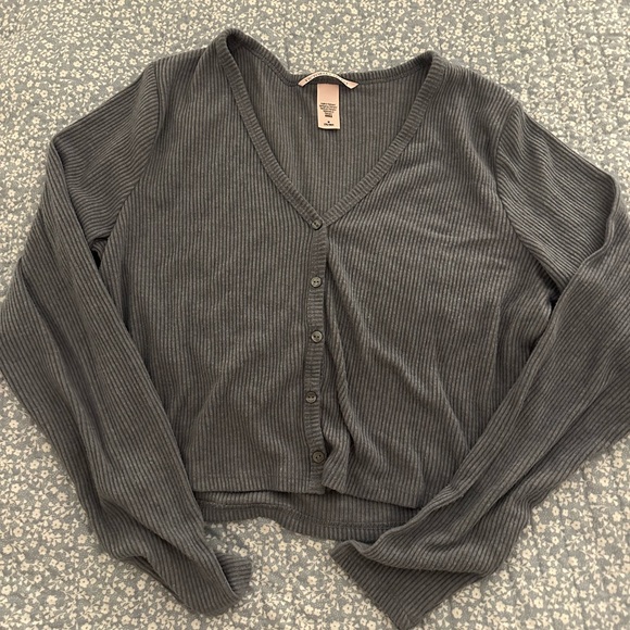 Victoria’s Secret Ribbed Three Piece Set - Picture 5 of 5